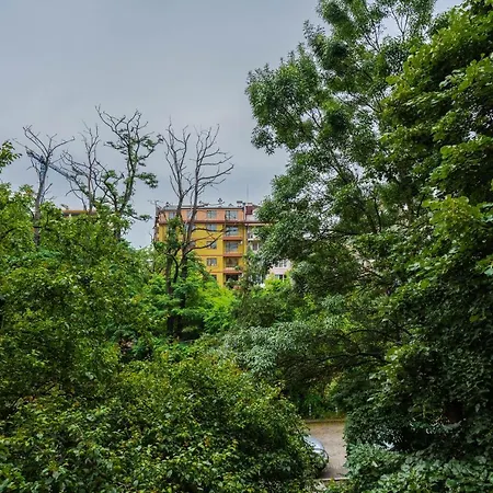 Cozy And Colorful 2bd Flat With Location Appartamento Sofia